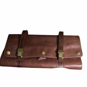 Men’s vintage travel valet with hanger removable pockets  for laundering